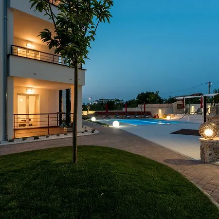 Villa Anja 1St Floor Peroj Zewnętrze zdjęcie