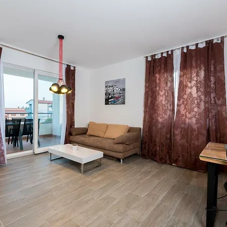 Villa Anja 1St Floor Peroj Zewnętrze zdjęcie